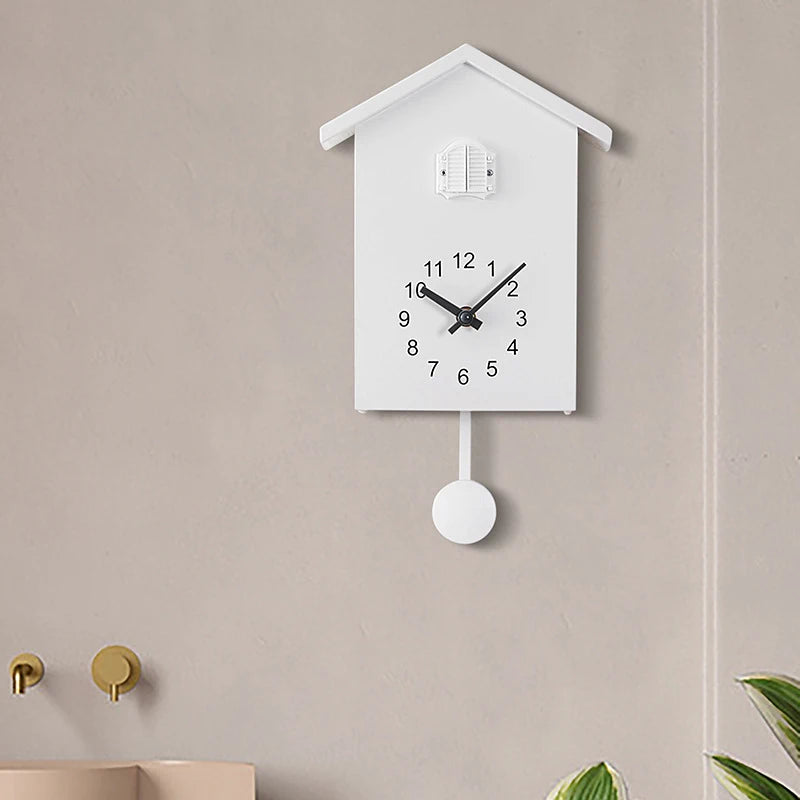 Reloj de Pared de Cuco 20x25cm – Moderno y Funcional