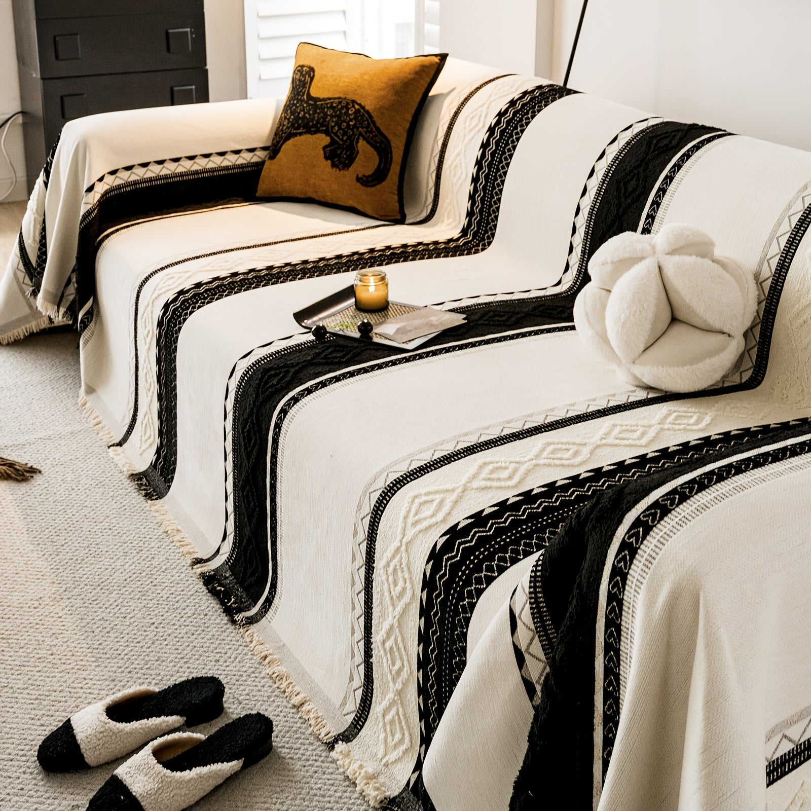 [Stylish Elegance] Bohemian Style Chenille Blend Sofa Throw | Pet-Friendly Jacquard Weave | Multi-Size for Single, Double, Triple & Sectional Sofas | Black and White Geometric Patterns | Machine Washable | Cozy Home Decor, So