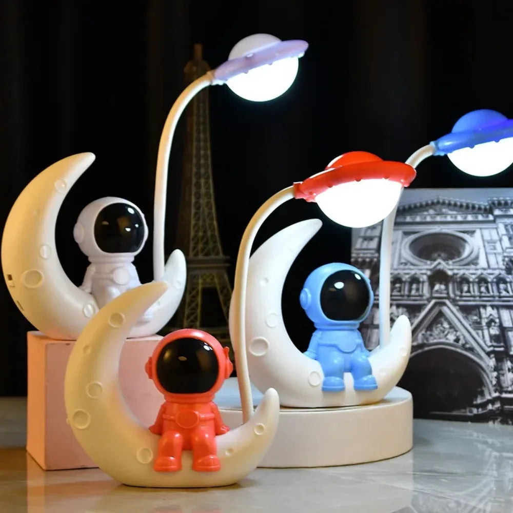 Lámpara Nocturna LED Astronauta Lunar