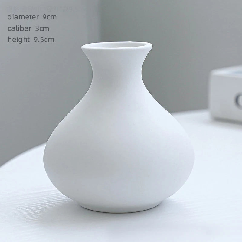 Jarrón de Cerámica Mini – Decoración para Mesa y Hogar